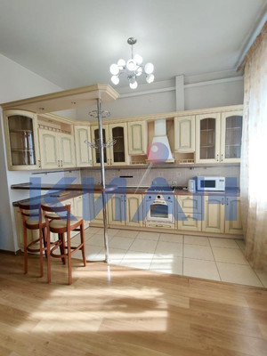 Сдам трехкомнатную (3-комн.) квартиру, Ленина ул, 5А, Красноярск г