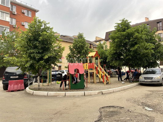 Продам однокомнатную (1-комн.) квартиру, им. Шаляпина пер, 33/3б, Краснодар г