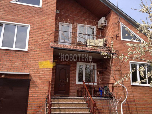 Продам дом, Изумрудный (Сахарный завод мкр.) пер, 3, Тимашевск г, 0 км от города
