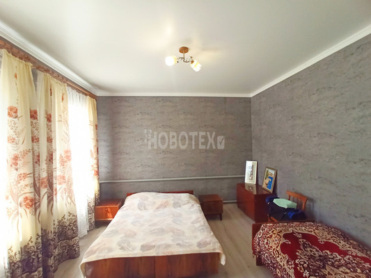 Продам дом, Славы ул, Крымск г, 0 км от города