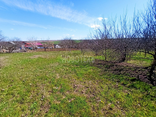 Продам участок 9 соток, Коммунаров ул, 12а, Молдаванское с, 0 км от города
