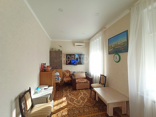 Продам однокомнатную (1-комн.) квартиру, Маршала Жукова ул, 107б, Крымск г