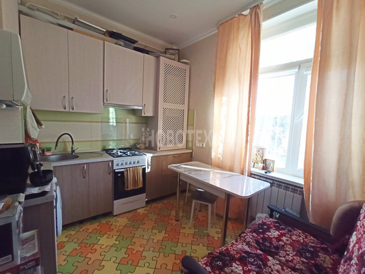 Продам однокомнатную (1-комн.) квартиру, Маршала Жукова ул, 107б, Крымск г