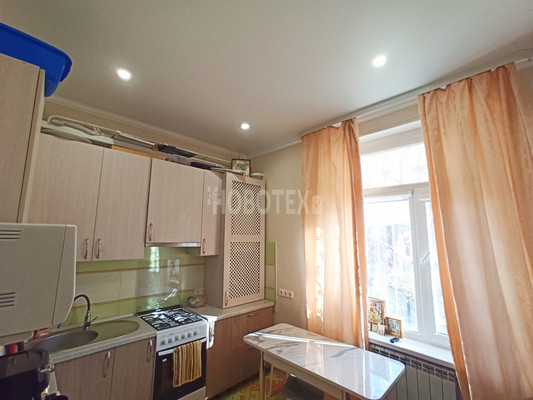 Продам однокомнатную (1-комн.) квартиру, Маршала Жукова ул, 107б, Крымск г