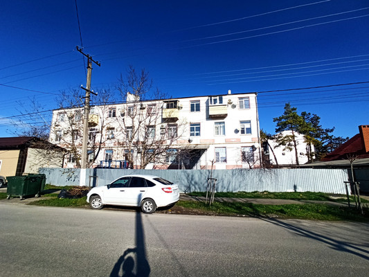 Продам однокомнатную (1-комн.) квартиру, Маршала Жукова ул, 107б, Крымск г