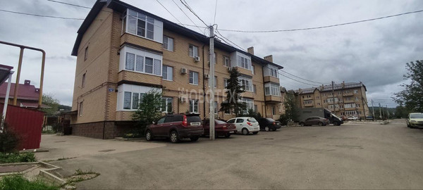 Продам двухкомнатную (2-комн.) квартиру, Тельмана ул, 56, Горячий Ключ г