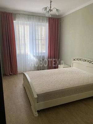 Продам двухкомнатную (2-комн.) квартиру, Тельмана ул, 56, Горячий Ключ г