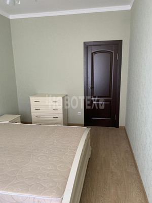 Продам двухкомнатную (2-комн.) квартиру, Тельмана ул, 56, Горячий Ключ г