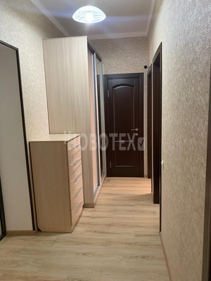 Продам двухкомнатную (2-комн.) квартиру, Тельмана ул, 56, Горячий Ключ г