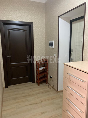 Продам двухкомнатную (2-комн.) квартиру, Тельмана ул, 56, Горячий Ключ г