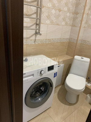 Продам двухкомнатную (2-комн.) квартиру, Тельмана ул, 56, Горячий Ключ г