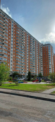 Продам двухкомнатную (2-комн.) квартиру, Маршала Савицкого ул, 30, Москва г