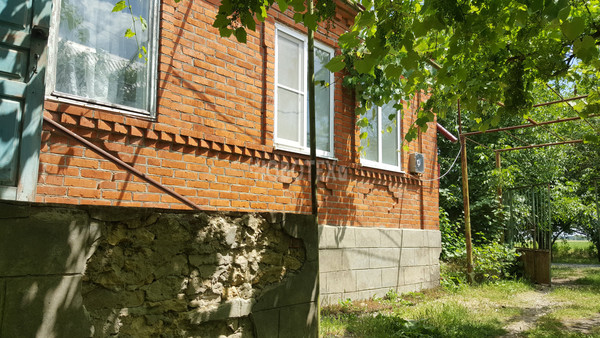 Продам дом, Краснодарская ул, 33, Крымск г, 0 км от города