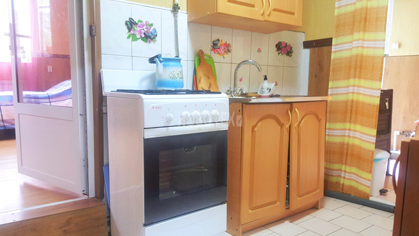 Продам трехкомнатную (3-комн.) квартиру, Горная ул, 14, Крымск г