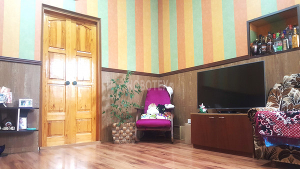 Продам трехкомнатную (3-комн.) квартиру, Горная ул, 14, Крымск г