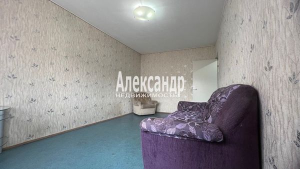 Продам двухкомнатную (2-комн.) квартиру, Красноармейская ул, 20, Светогорск г