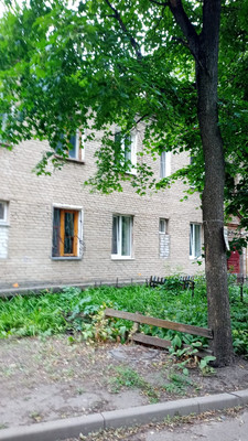 Продам трехкомнатную (3-комн.) квартиру, 9 Января ул, 198, Воронеж г