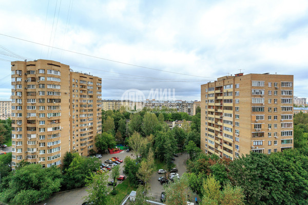 Продам многокомнатную квартиру, Ломоносовский пр-кт, 7к5, Москва г