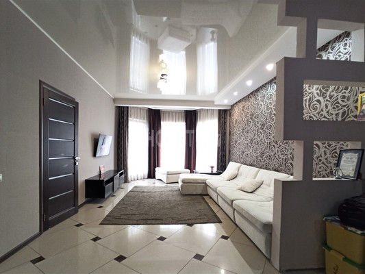 Продам дом, Ленина ул, 233, Апшеронск г, 0 км от города