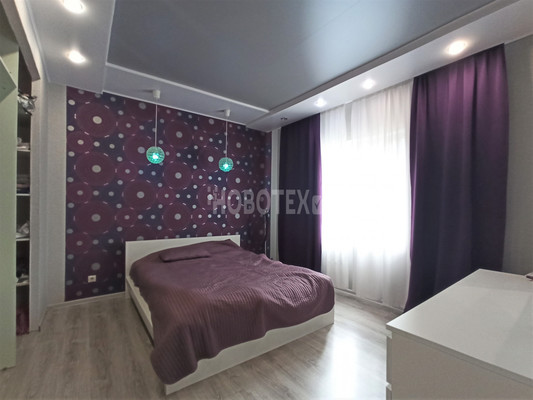 Продам дом, Ленина ул, 233, Апшеронск г, 0 км от города