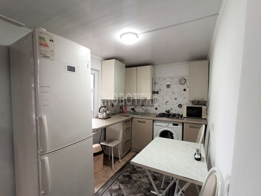 Продам дом, Ленина ул, 233, Апшеронск г, 0 км от города