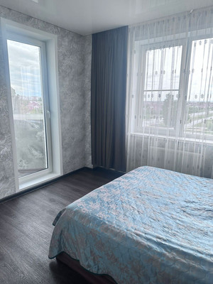 Продам двухкомнатную (2-комн.) квартиру, Индустриальная ул, 32, Волгодонск г