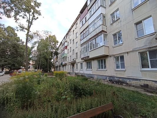 Продам двухкомнатную (2-комн.) квартиру, Волкова ул, 17, Новомичуринск г