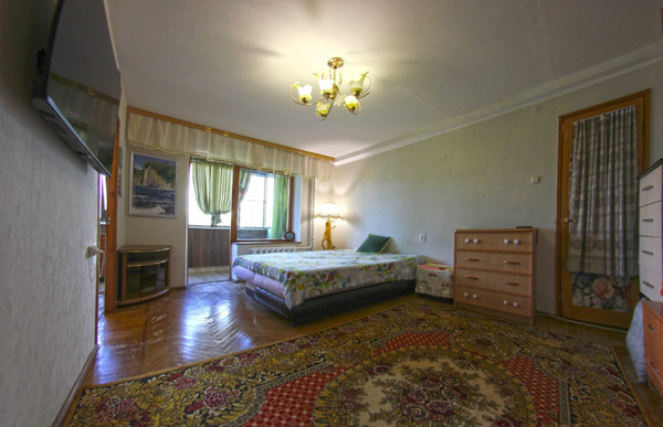 Продам многокомнатную квартиру, Звездная ул, 35, Туапсе г