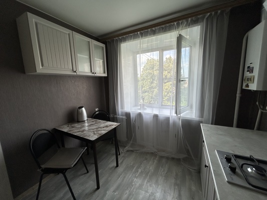 Продам однокомнатную (1-комн.) квартиру, 5-я Линия ул, 56/52 , Рязань г