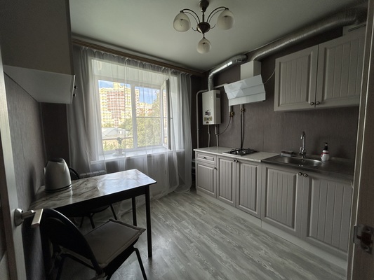 Продам однокомнатную (1-комн.) квартиру, 5-я Линия ул, 56/52 , Рязань г