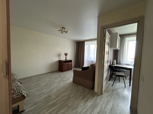 Продам однокомнатную (1-комн.) квартиру, 5-я Линия ул, 56/52 , Рязань г