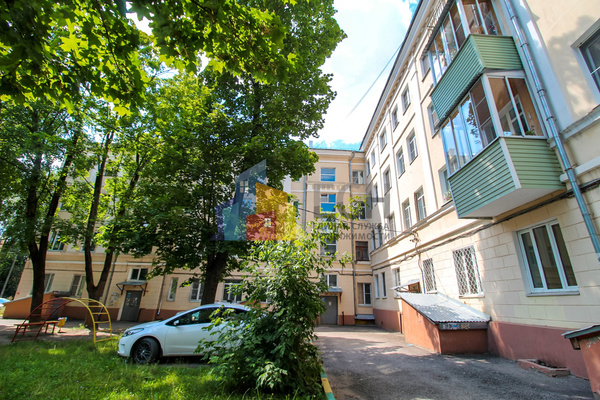 Продам трехкомнатную (3-комн.) квартиру, Кирова ул, д.184а, Тула г