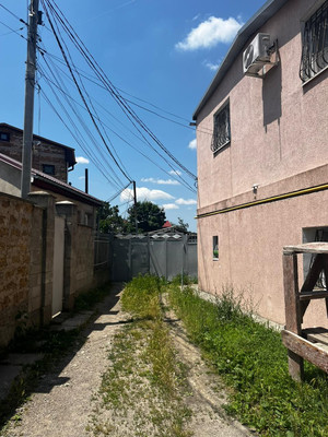 Продам трехкомнатную (3-комн.) квартиру, Пограничников пер, 3, Симферополь г