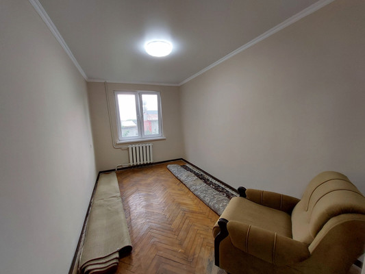 Продам двухкомнатную (2-комн.) квартиру, Угнич ул, 13, Баксан г