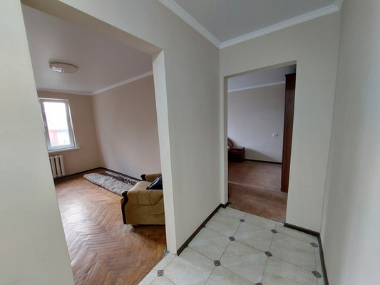 Продам двухкомнатную (2-комн.) квартиру, Угнич ул, 13, Баксан г