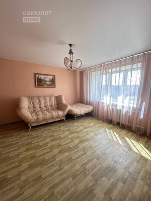 Продам двухкомнатную (2-комн.) квартиру, 34-й мкр, 13в, Октябрьский г
