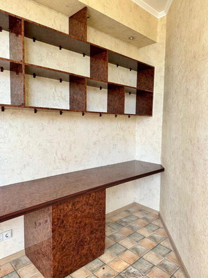 Продам трехкомнатную (3-комн.) квартиру, Баварская ул, 8, Краснодар г