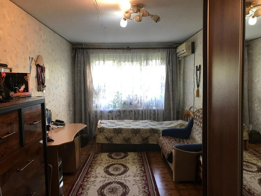 Продам трехкомнатную (3-комн.) квартиру, Ленина пр-кт, 81, Новороссийск г