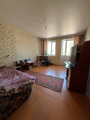 Продам трехкомнатную (3-комн.) квартиру, Кувыкина ул, 16, Октябрьский г