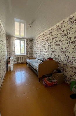 Продам трехкомнатную (3-комн.) квартиру, Кувыкина ул, 16, Октябрьский г
