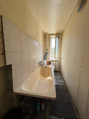 Продам трехкомнатную (3-комн.) квартиру, Кувыкина ул, 16, Октябрьский г