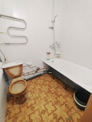 Продам двухкомнатную (2-комн.) квартиру, Садовая ул, 30, Ледово п
