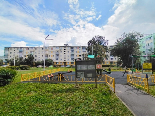 Продам двухкомнатную (2-комн.) квартиру, Садовая ул, 30, Ледово п