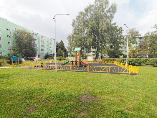 Продам двухкомнатную (2-комн.) квартиру, Садовая ул, 30, Ледово п