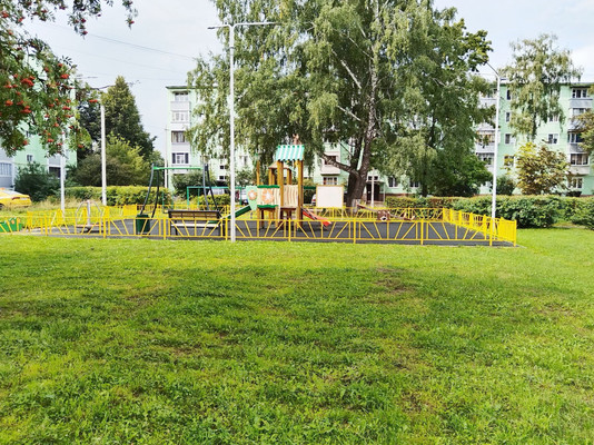 Продам двухкомнатную (2-комн.) квартиру, Садовая ул, 30, Ледово п