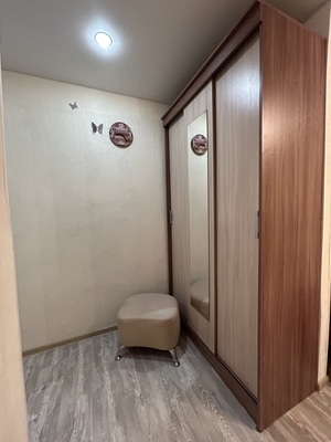 Продам однокомнатную (1-комн.) квартиру, 5-я Линия ул, 56/52 , Рязань г