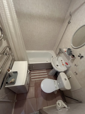 Продам однокомнатную (1-комн.) квартиру, 5-я Линия ул, 56/52 , Рязань г