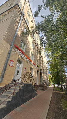 Продам трехкомнатную (3-комн.) квартиру, Ленина пр-кт, 7, Октябрьский г