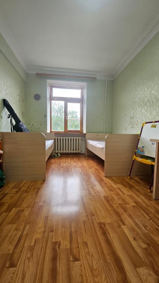 Продам трехкомнатную (3-комн.) квартиру, Ленина пр-кт, 7, Октябрьский г