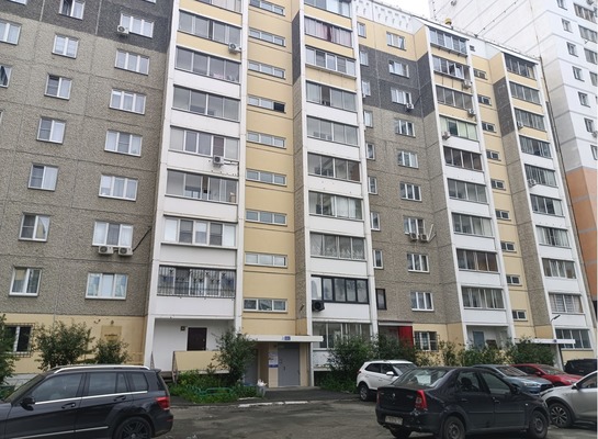 Продам двухкомнатную (2-комн.) квартиру, Братьев Кашириных ул, 85а, Челябинск г